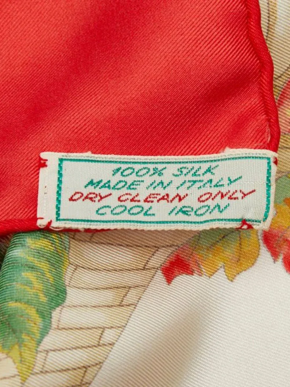 Gucci Vaccornero Botanical Red White Multicolor Silk - Picture 5 of 5